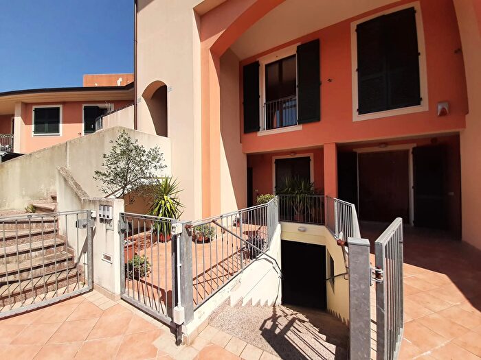 Appartamento bilocale in vendita in Via Grignano, Mombaroccio