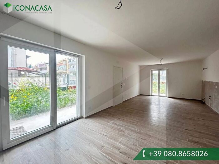 Appartamento trilocale in vendita in Via Angeli di Beslan SNC, Bitetto