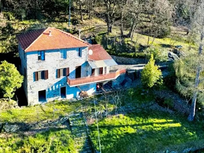 Casa con 6 locali in vendita in Via Alpicella, Varazze