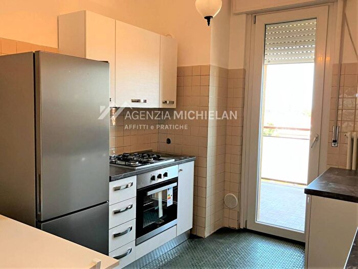 Appartamento quadrilocale in affitto in Corso Del Popolo, Mestre, Venezia