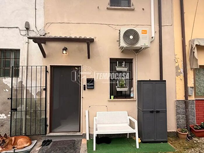 Appartamento bilocale in vendita in Via Circonvallazione, Arena Po